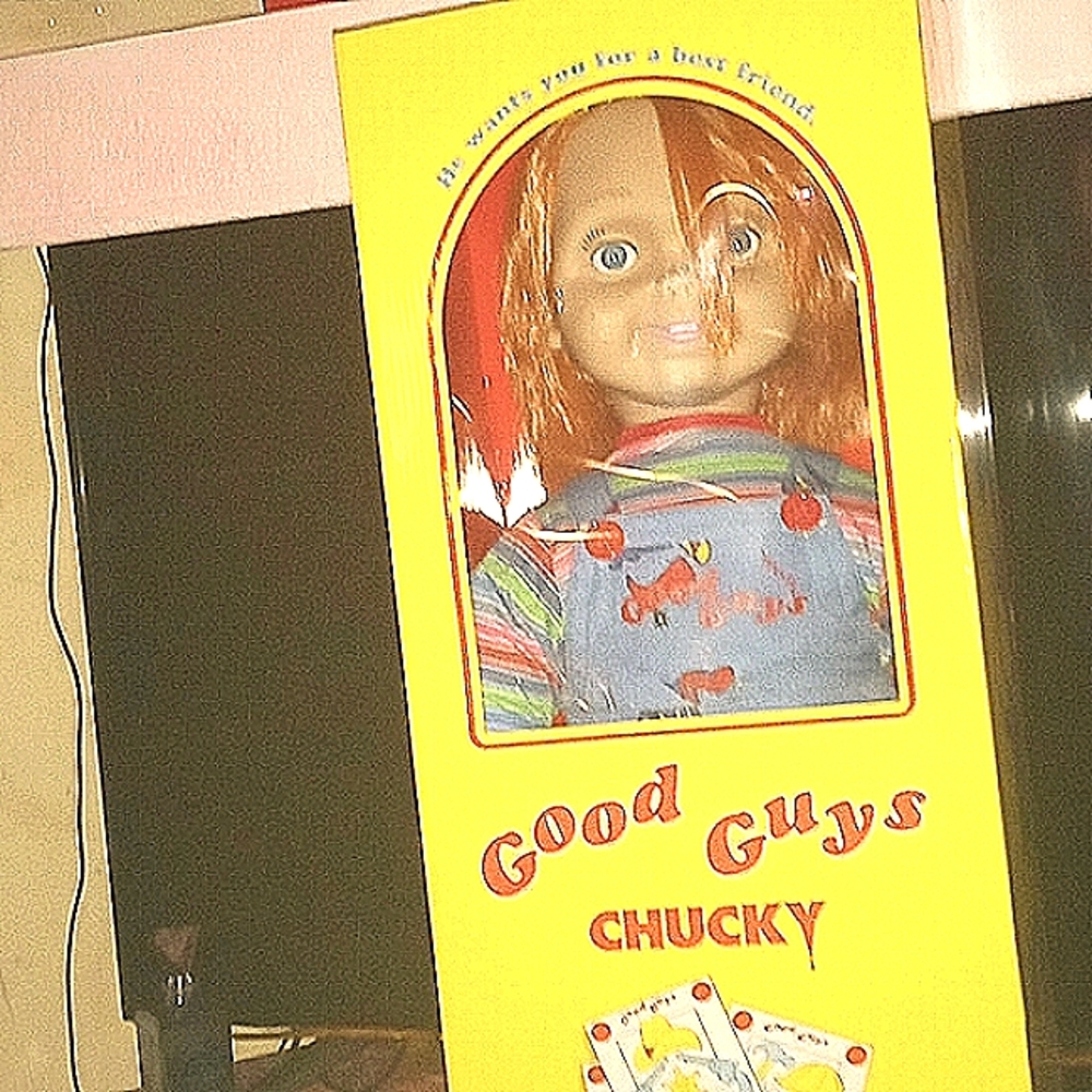 Collect - Chucky new in box Chucky in his original Good Guy yellow box brand new - Picture 2 of 4
